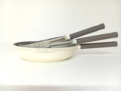 15016 - 3 Parça, İndüksiyonlu Ocak Uyumlu, Döküm, Seramik, ( 20 - 24 - 28 Cm ) Tava Seti Krem Rengi