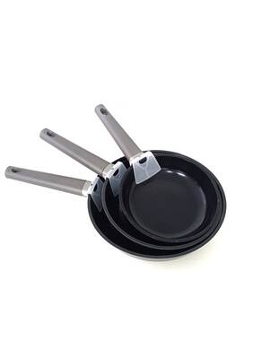 15016 - 3 Parça, İndüksiyonlu Ocak Uyumlu, Döküm, Seramik, ( 20 - 24 - 28 Cm ) Tava Seti Siyah