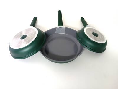 15016 - 3 Parça, İndüksiyonlu Ocak Uyumlu, Döküm, Seramik, ( 20 - 24 - 28 Cm ) Tava Seti Yeşil
