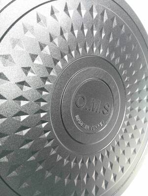 TRIANA - 3631 - 2 Parça Biogranit Döküm, Ağır Üstün Kaliteli ve Şık Tasarımlı, 30 Cm - 5,3 Litre, Karnıyarık, Pilav Tenceresi Siyah Gövde, Platin Detay
